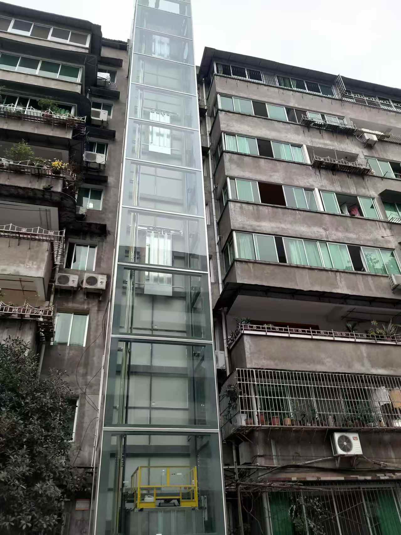 冬日里的温暖——升华更新改造、加装电梯经典案例(图6) 冬日里的温暖——升华更新改造、加装电梯经典案例(图7)